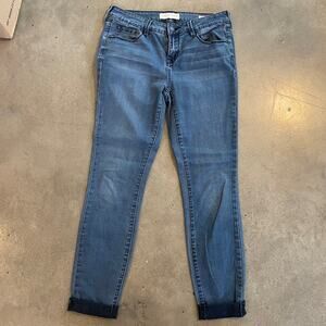 Bullhead Denim low rise skinniest Skinny womens jeans size 28 pants